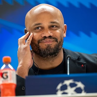 Vincent Kompany hat einen Plan. / Foto: Peter Kneffel/dpa