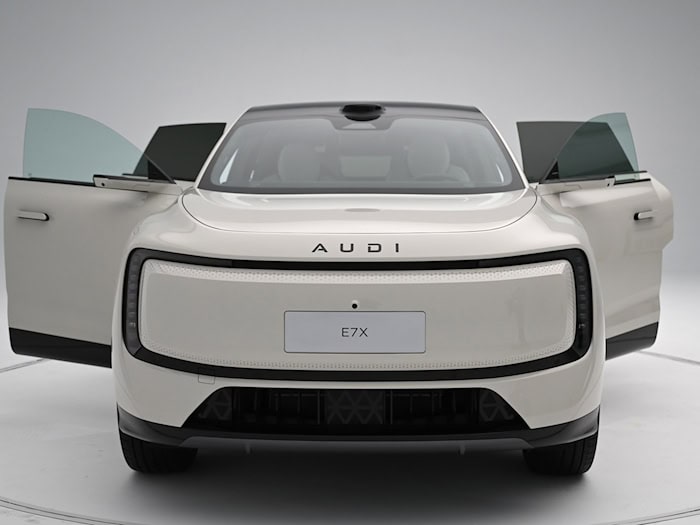 Audi ohne die vier Ringe - eine Entwicklung für den chinesischen Markt. / Foto: Johannes Neudecker/dpa