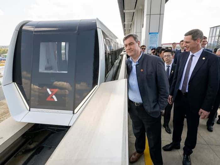 Die Magnetschwebebahn in Nürnberg hatte Ministerpräsident Söder ins Spiel gebracht und vorangetrieben. (Archivbild) / Foto: Peter Kneffel/dpa