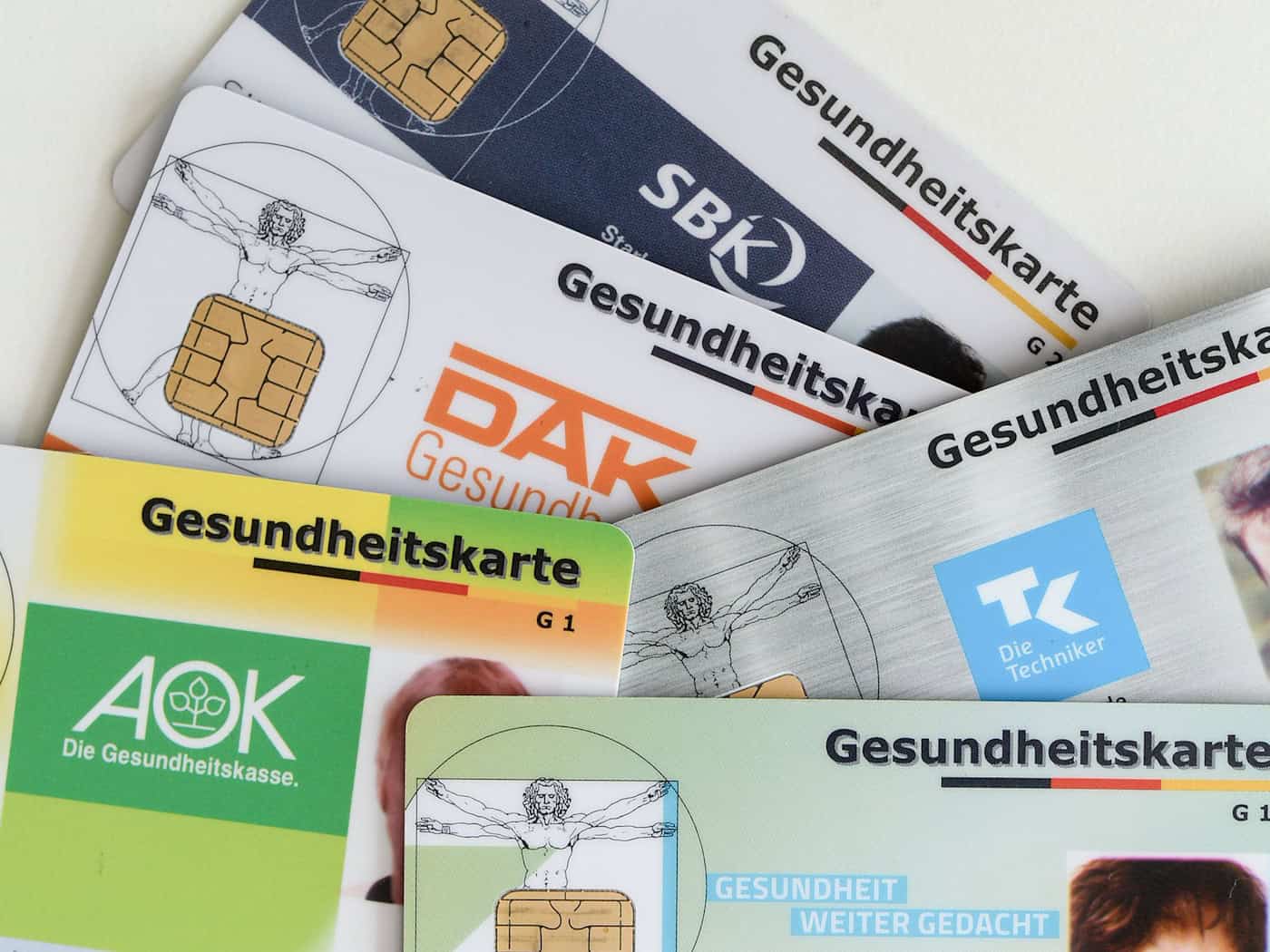 Die Ausgaben der gesetzlichen Krankenkassen in Bayern sind stark gestiegen. (Symbolbild) / Foto: Jens Kalaene/dpa-Zentralbild/dpa