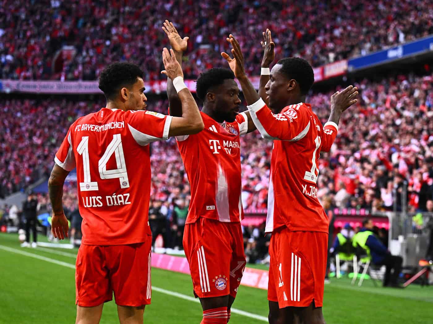 Jubeln die Bayern in Mainz auch ohne etliche Stammspieler? (Archivbild) / Foto: Tom Weller/dpa