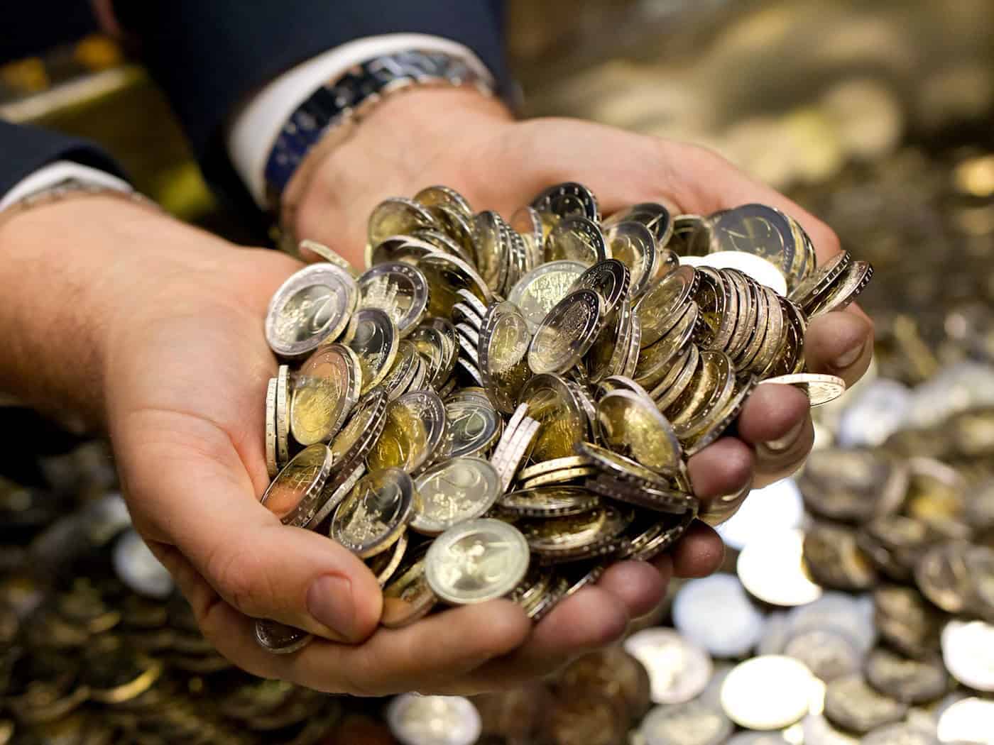 Wie wohlhabend man ist, hängt nicht nur am Einkommen. (Symbolbild) / Foto: Sven Hoppe/dpa