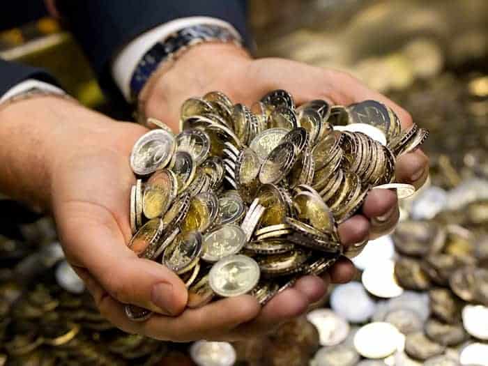 Wie wohlhabend man ist, hängt nicht nur am Einkommen. (Symbolbild) / Foto: Sven Hoppe/dpa