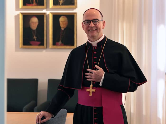 Der Würzburger Bischof Franz Jung bezeichnet das Ausmaß sexueller Gewalt im Bistum als erschreckend. (Archivbild) / Foto: Karl-Josef Hildenbrand/dpa