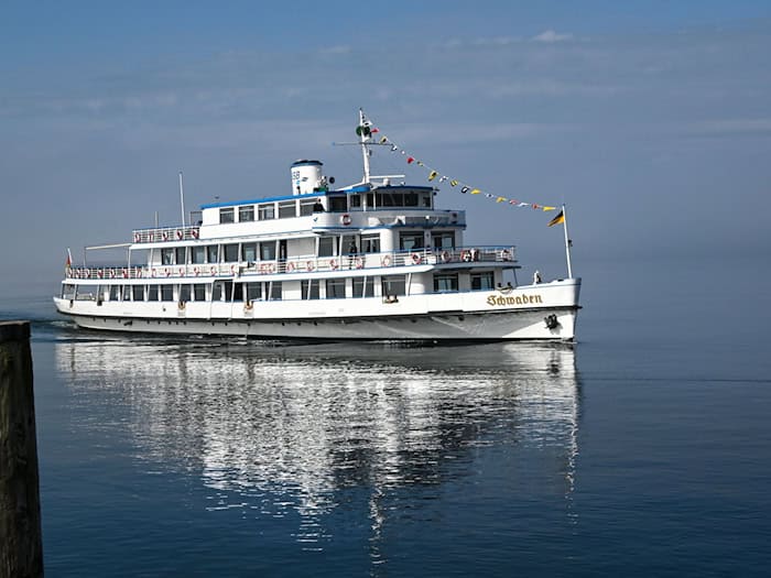 Die «Weiße Flotte» startet am Freitag in die neue Saison. (Archivbild)  / Foto: Felix Kästle/dpa