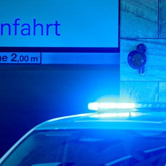 Die Polizei fand die drei Jugendlichen während eines anderen Einsatzes in einer Münchner Tiefgarage. (Symbolbild) / Foto: Christoph Reichwein/dpa