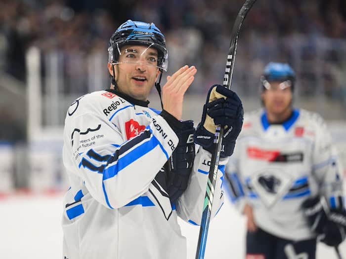 Agostino bleibt dem ERC erhalten. (Archivbild) / Foto: Robert Michael/dpa