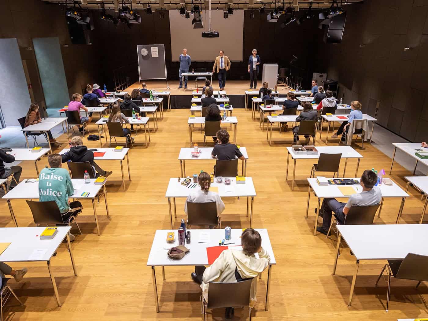 Startschuss gefallen: Erster G9-Jahrgang schreibt Abitur