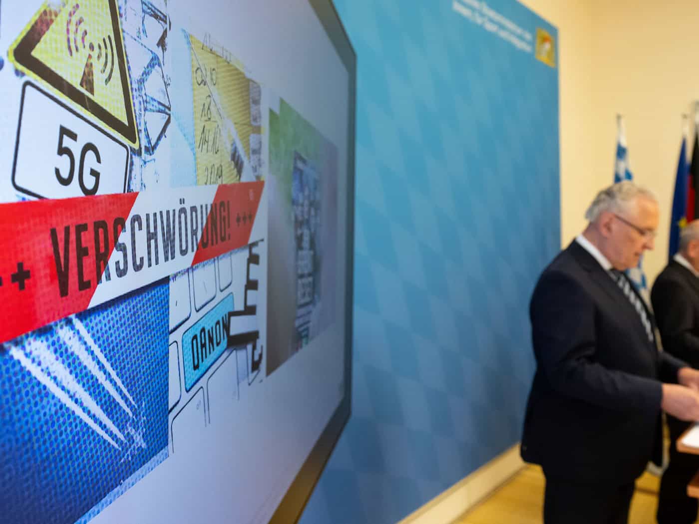 Innenminister Herrmann stellt den neuen Verfassungsschutzbericht vor. (Archivbild) / Foto: Sven Hoppe/dpa