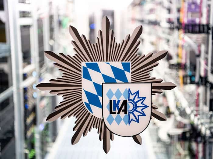 Experten des bayerischen Landeskriminalamts haben einen entflohenen Straftäter in Spanien aufgespürt. (Symbolbild) / Foto: Matthias Balk/dpa