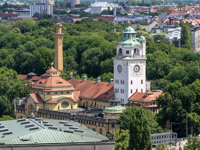 Das Müller'sche Volksbad feiert im Mai sein 125-jähriges Bestehen. (Archiv)  / Foto: Peter Kneffel/dpa