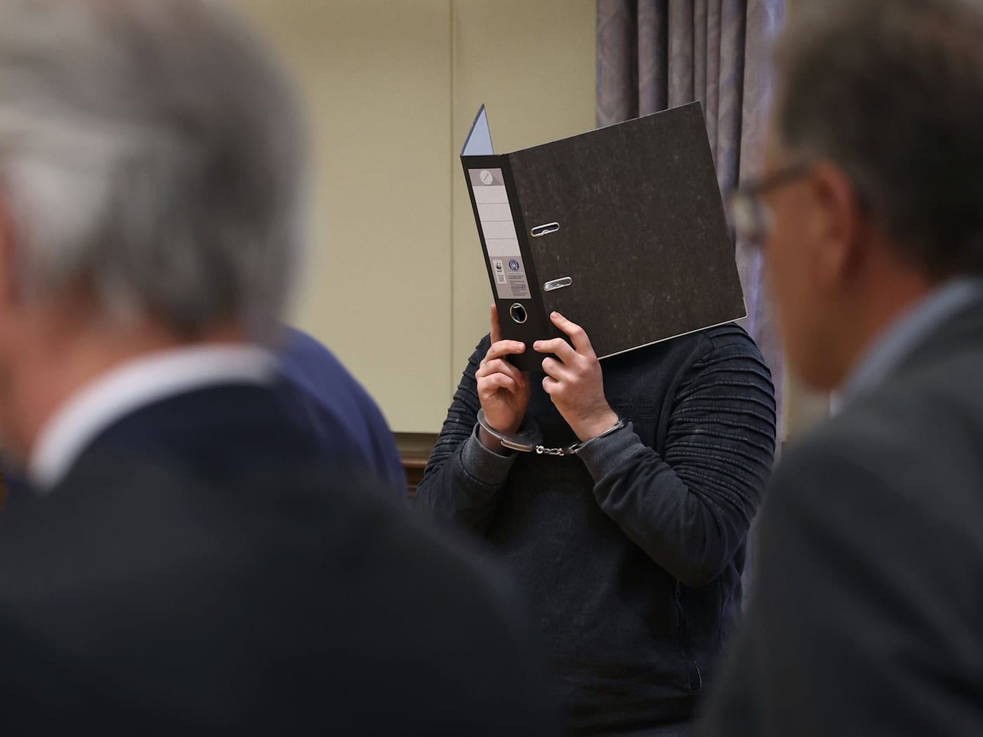 Der Angeklagte hat sich für seine Tat entschuldigt. (Archivbild) / Foto: Karl-Josef Hildenbrand/dpa