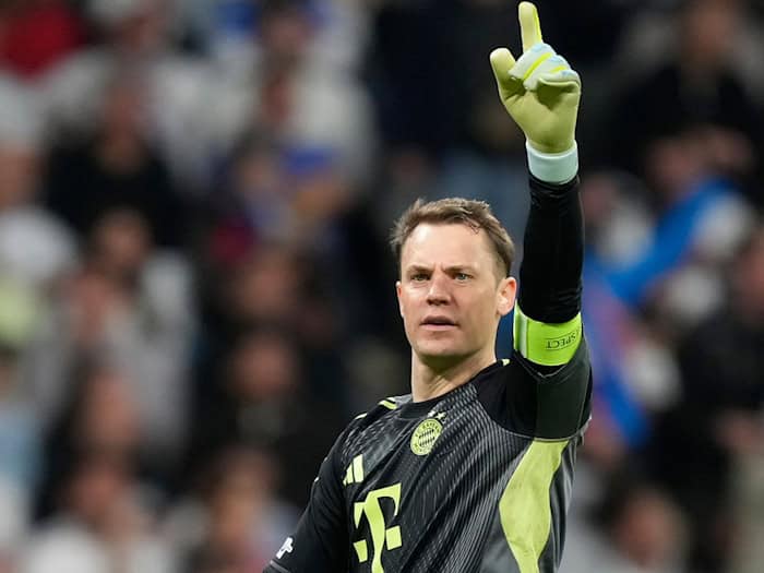 Die Zukunft von Manuel Neuer ist weiter ungeklärt. (Archivbild) / Foto: Jose Breton/AP/dpa