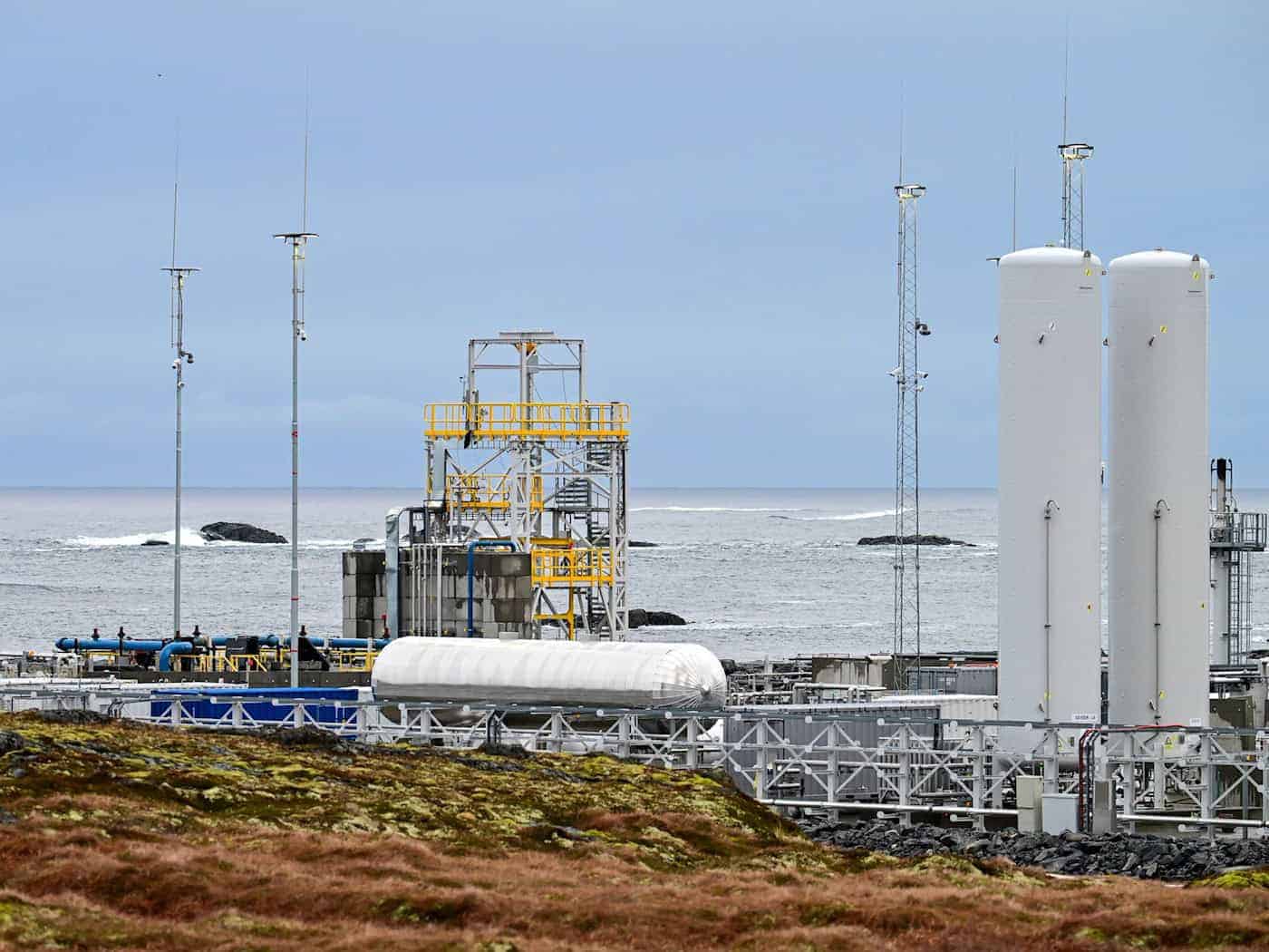 Der Weltraumbahnhof Andøya liegt an der Küste der gleichnamigen Insel im Norden Norwegens. Örtliche Fischer fürchten um ihre Fanggründe. / Foto: Soeren Stache/dpa