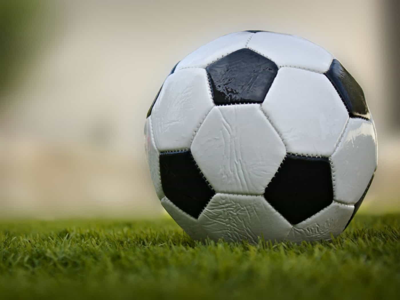 Bundesliga-Saisonende: Spannung bis zum Schluss. / Noa GENOUD auf unsplash.com