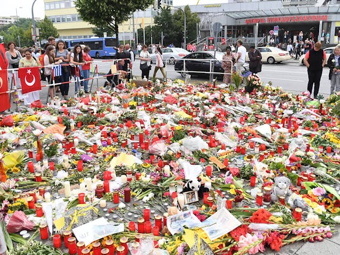 Neun Menschen wurden bei dem rassistischen Anschlag ermordet. / Foto: picture alliance / dpa