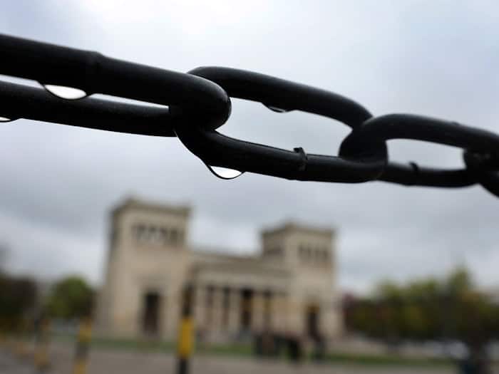 Regnerischer Wochenbeginn in Bayern: DWD erwartet Sprühregen, Franken kurz sonnig