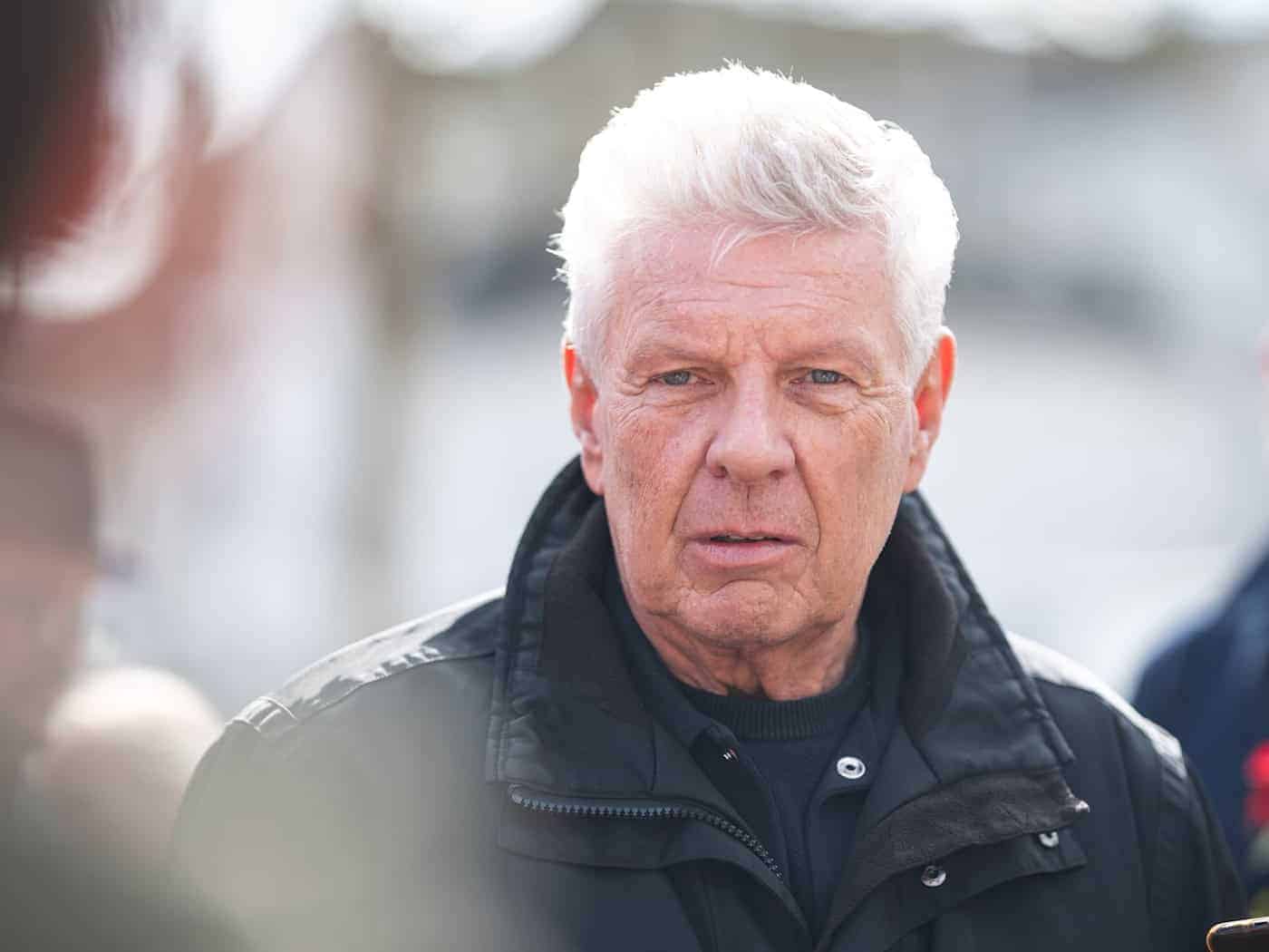 Dieter Reiter (SPD) will am 11. Mai in der ersten Sitzung des neuen Stadtrats seinem Nachfolger Dominik Krause die Amtskette überreichen. (Archivbild) / Foto: Lukas Barth-Tuttas/dpa