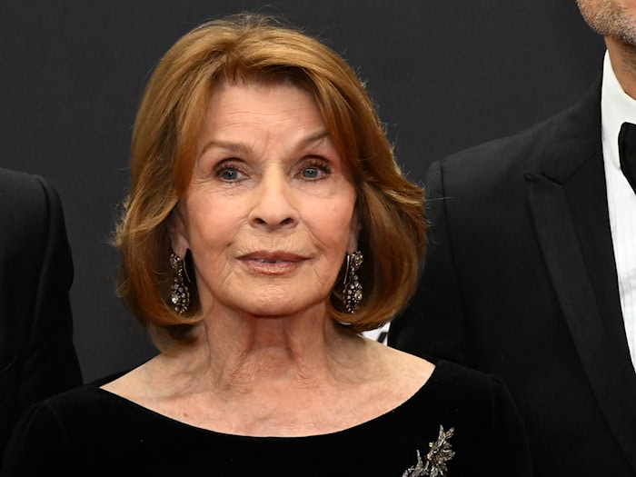 Senta Berger kannte nach eigenen Worten Mario Adorf länger als ihren Ehemann. (Archivbild) / Foto: Felix Hörhager/dpa