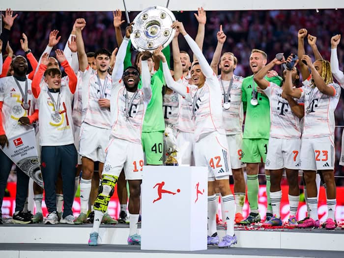 Bereits am Sonntag kann der FC Bayern München erneut deutscher Fußball-Meister werden. (Archivbild) / Foto: Tom Weller/dpa