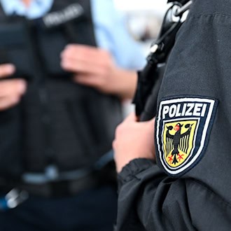 Ein sogenannter Super-Recognizer der Bundespolizei hat einen gesuchten Kriminellen entdeckt. (Symbolbild) / Foto: Sven Hoppe/dpa