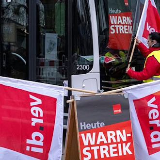 Der ÖPNV in Nürnberg soll bestreikt werden. (Symbolbild)  / Foto: Stefan Puchner/dpa