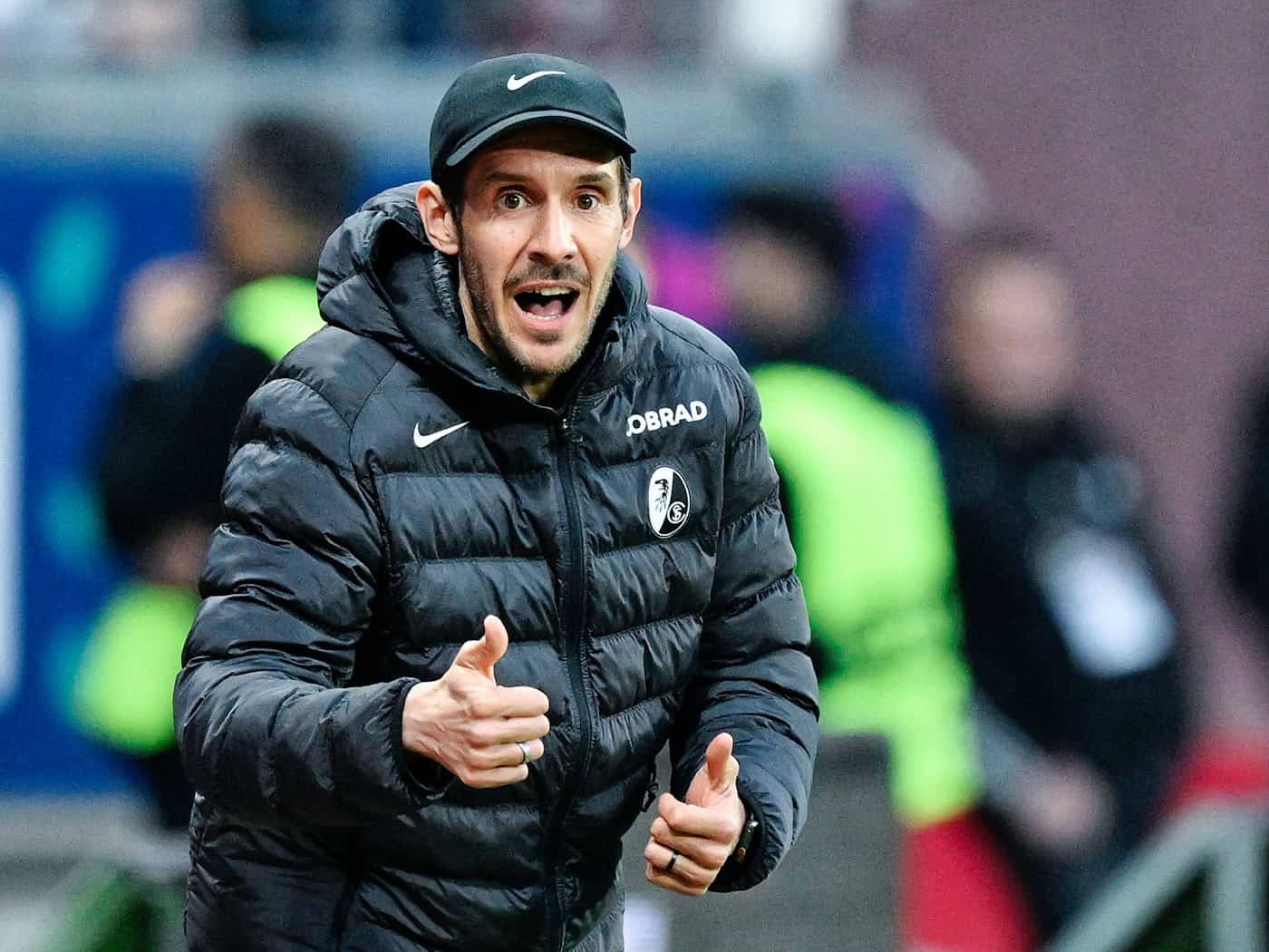 Freut sich auf ein besonderes Kräftemessen: Julian Schuster vor dem Duell mit dem FC Bayern. (Archivbild) / Foto: Uwe Anspach/dpa