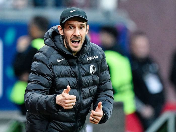 Freut sich auf ein besonderes Kräftemessen: Julian Schuster vor dem Duell mit dem FC Bayern. (Archivbild) / Foto: Uwe Anspach/dpa