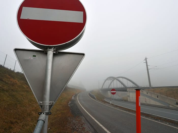Zu Beginn der Sommerreisezeit wird auf der Fernpass-Route demonstriert. (Archivbild) / Foto: Karl-Josef Hildenbrand/dpa
