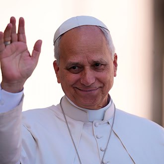 Eine ARD-Doku beleuchtet Papst Leo rund ein Jahr nach seiner Wahl. (Archivbild) / Foto: Alessandra Tarantino/AP/dpa
