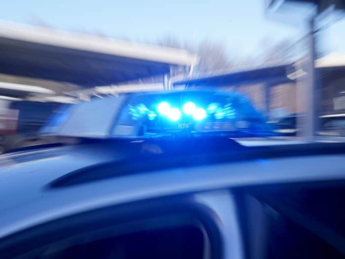 Der Mann lieferte sich eine Verfolgungsfahrt mit der Aschaffenburger Polizei. (Symbolbild) / Foto: Marcus Brandt/dpa