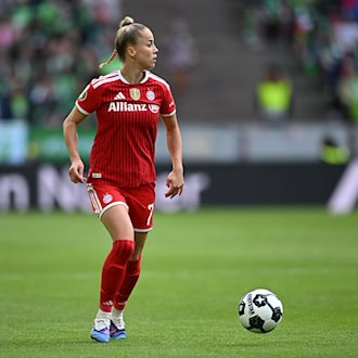 Giulia Gwinn hat zuletzt mit einer Bandage gespielt. (Archivbild) / Foto: Fabian Strauch/dpa
