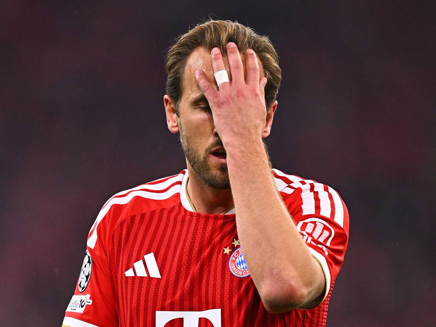 Verzweifelte gegen die PSG-Abwehr: Bayern-Stürmer Harry Kane. / Foto: Tom Weller/dpa