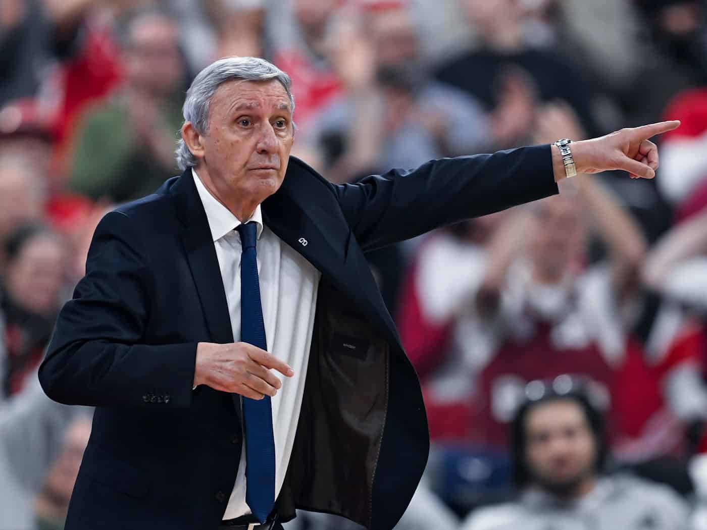 Svetislav Pesic steht mit seinen Bayern mit einem Bein im BBL-Halbfinale. / Foto: Sven Hoppe/dpa
