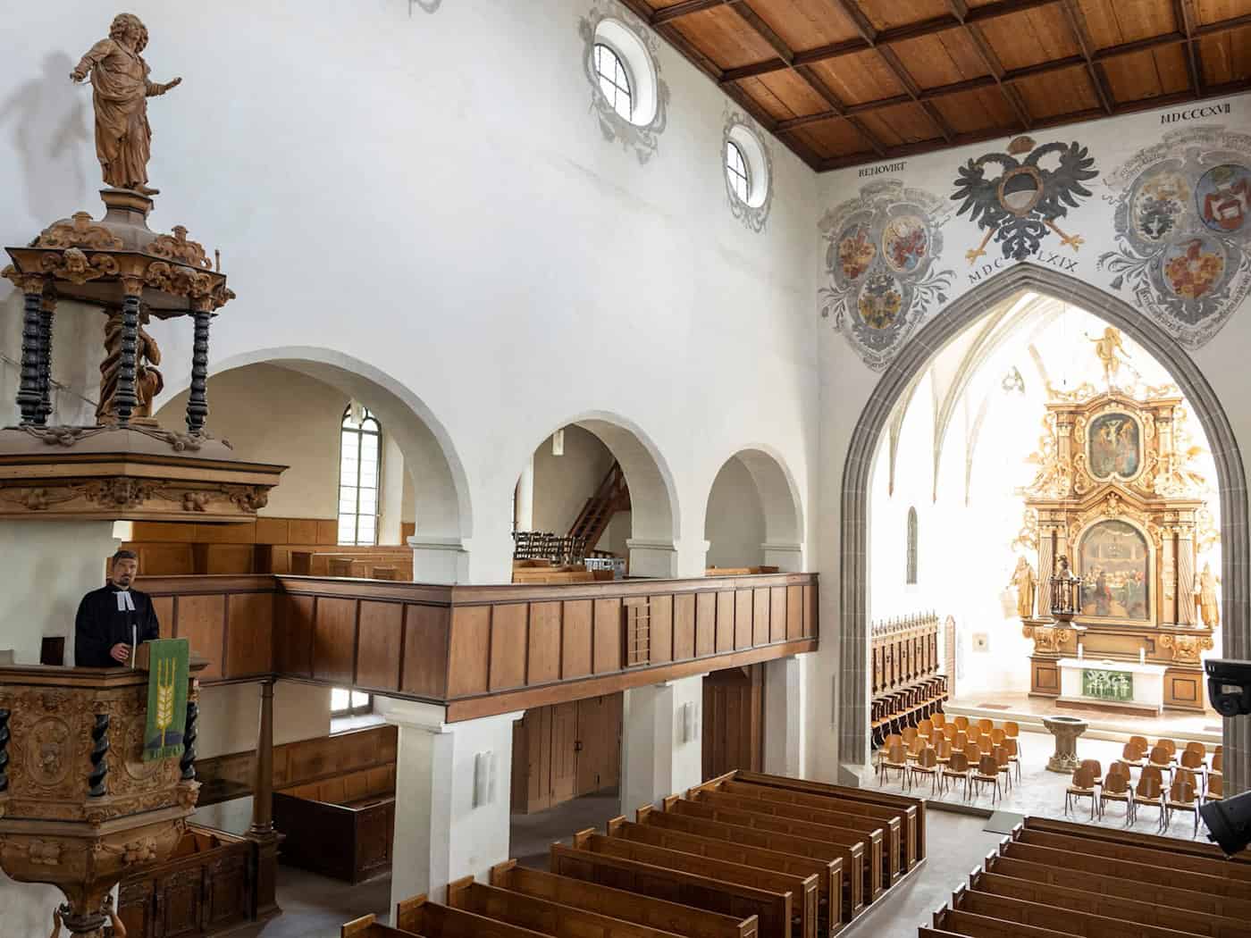 Ein Senior ist verurteilt worden, weil er den Pfarrer unter anderem beleidigt hat. (Archivfoto)  / Foto: Stefan Puchner/dpa