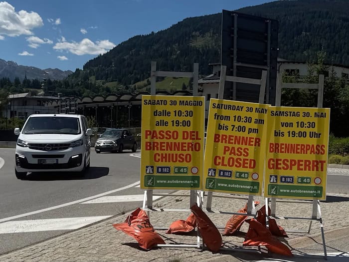 Die italienischen Behörden sind für die Brennersperre gerüstet.  / Foto: Matthias Röder/dpa