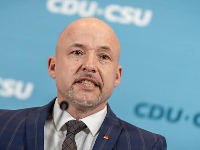 Die CSU will einen Truppenabzug aus Bayern nicht einfach so hinnehmen. / Foto: Michael Kappeler/dpa