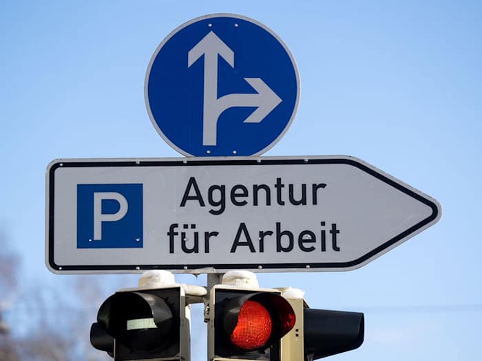 In Bayern waren im Mai 313.557 Menschen arbeitslos gemeldet. (Symbolbild) / Foto: Sven Hoppe/dpa