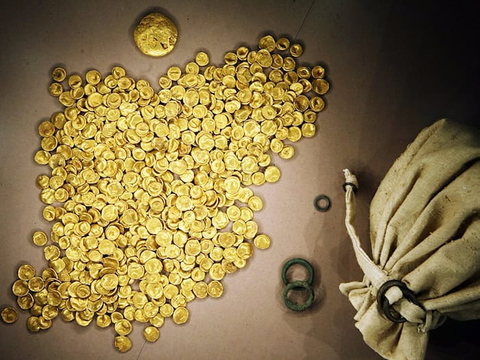 Ermittler suchen erneut nach gestohlenem Kelten-Goldschatz