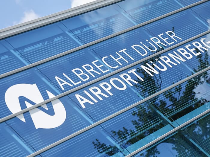 Künftig gelten neue Regeln am Nürnberger Flughafen. (Archivbild) / Foto: Daniel Löb/dpa