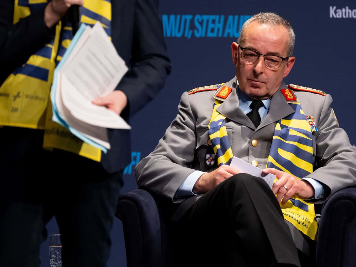 Der Generalinspekteur der Bundeswehr war zu Gast auf dem Katholikentag in Würzburg. / Foto: Sven Hoppe/dpa