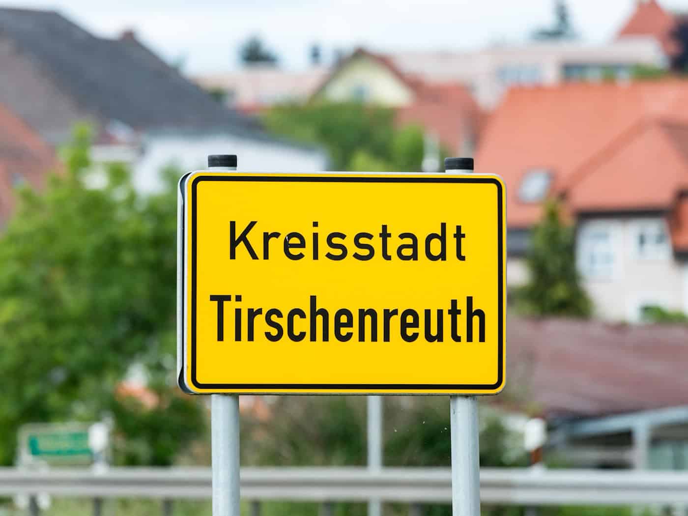 Tirschenreuth liegt weit abseits der Metropolen nahe der tschechischen Grenze - und zählt dennoch zu den wirtschaftsstärksten Regionen Deutschlands. (Symbolbild)   / Foto: picture alliance / dpa