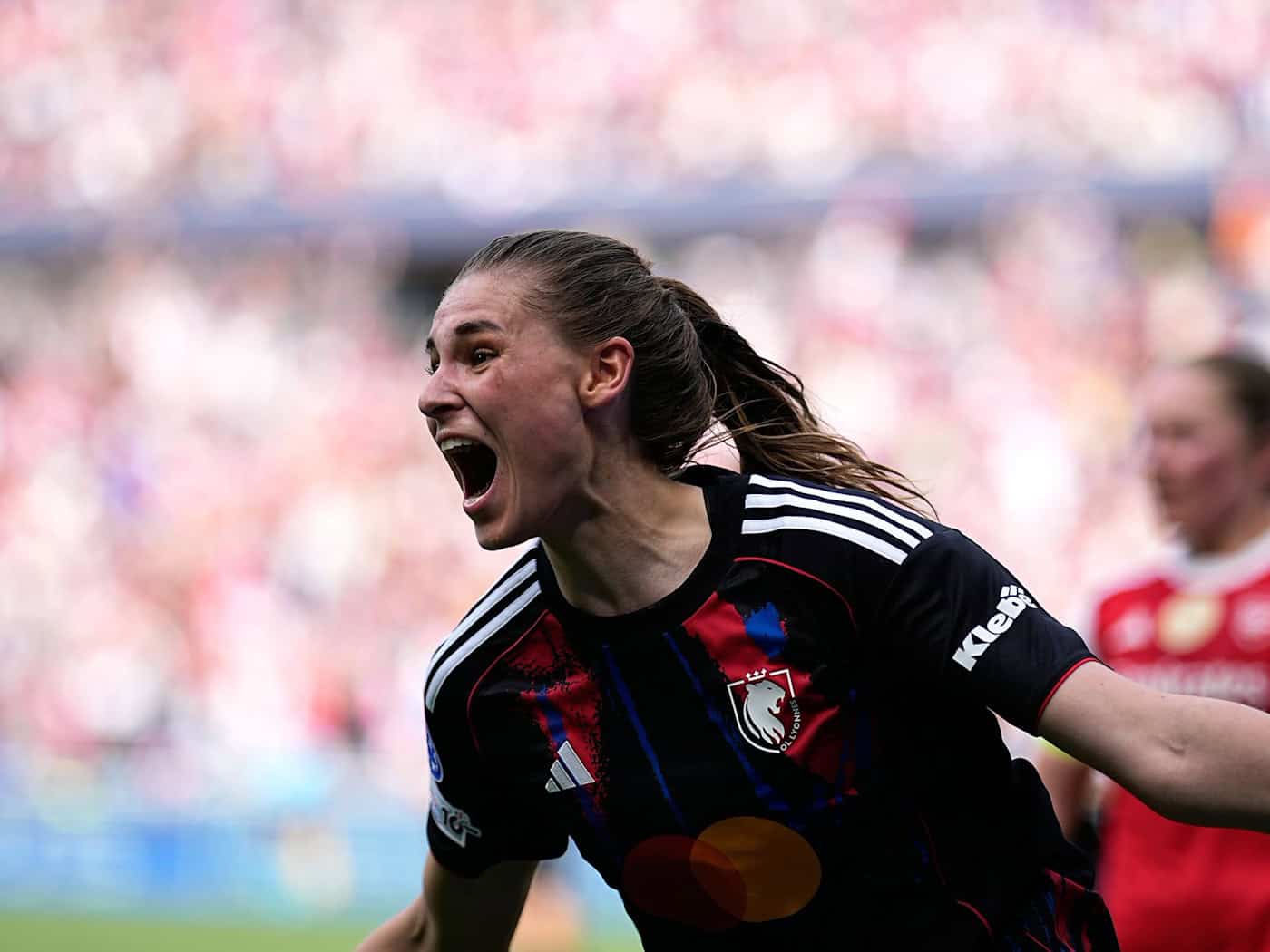 Jule Brand führte Lyon ins Finale der Champions League.  / Foto: Laurent Cipriani/AP/dpa