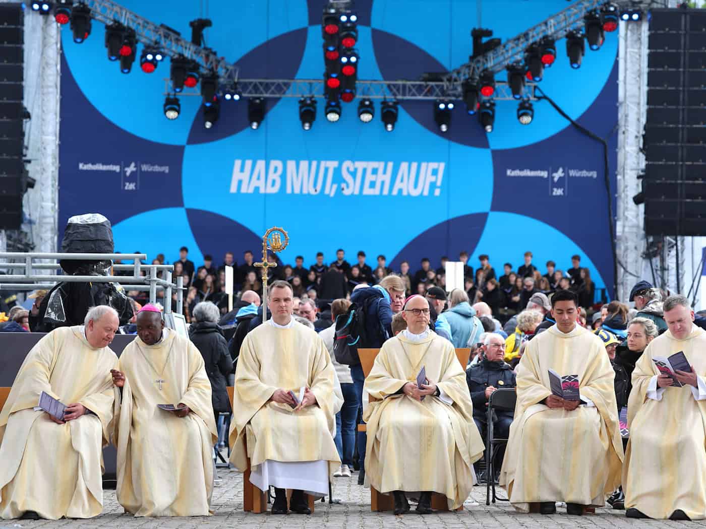 Zum Schlussgottesdienst werden tausende Menschen erwartet. (Archivbild) / Foto: Karl-Josef Hildenbrand/dpa
