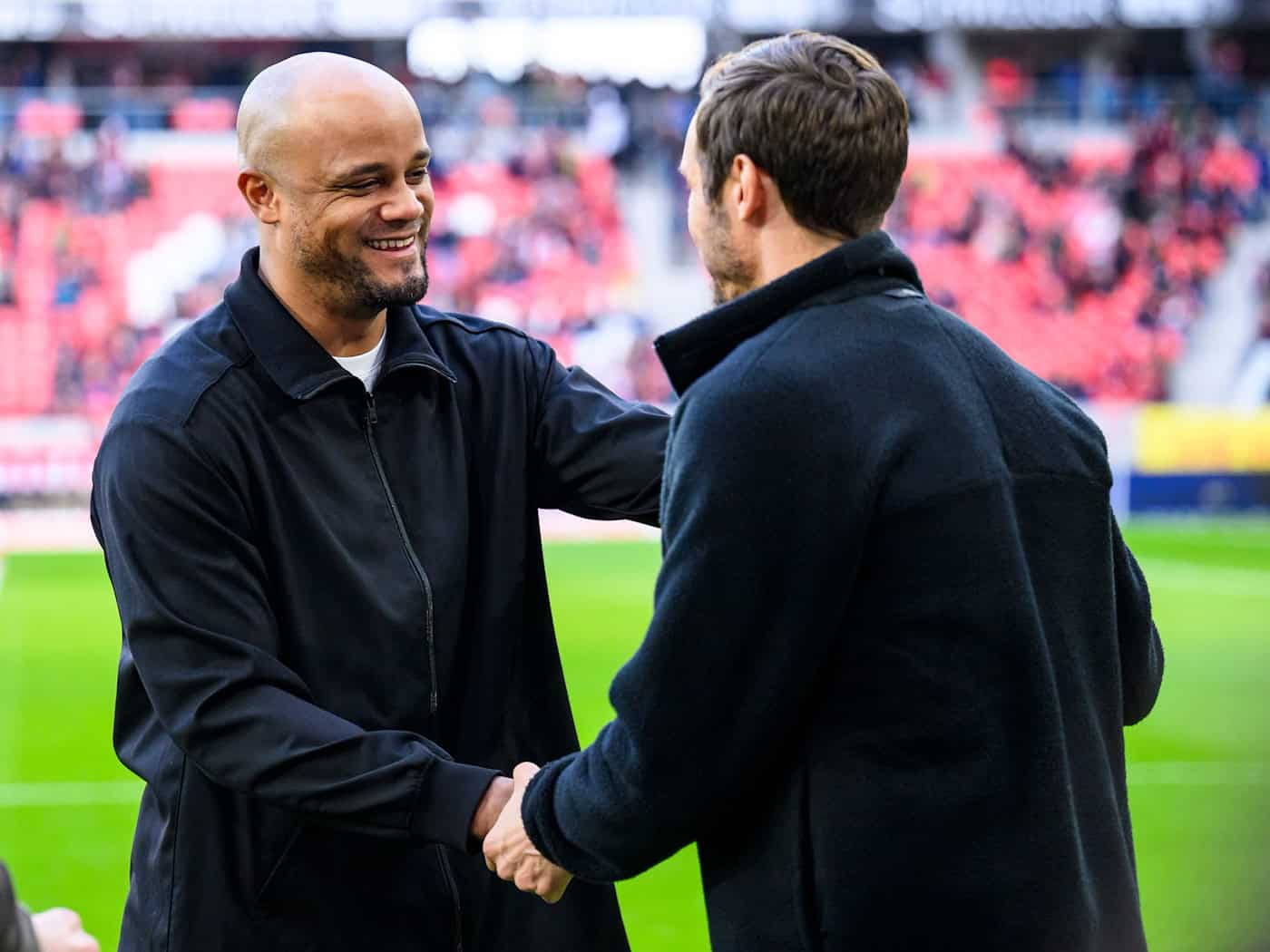 Vincent Kompany freut sich für seinen Freiburger Kollegen über den Einzug ins Europapokalfinale. (Archivbild) / Foto: Tom Weller/dpa