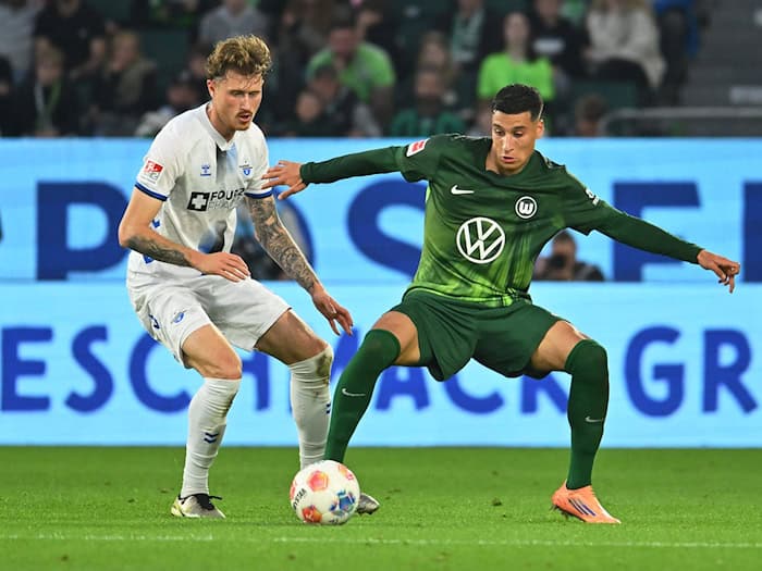 Calvin Brackelmann sicherte dem SC Paderborn mit dem Bundesliga-Aufstieg - nun wechselt er nach Augsburg. / Foto: Swen Pförtner/dpa