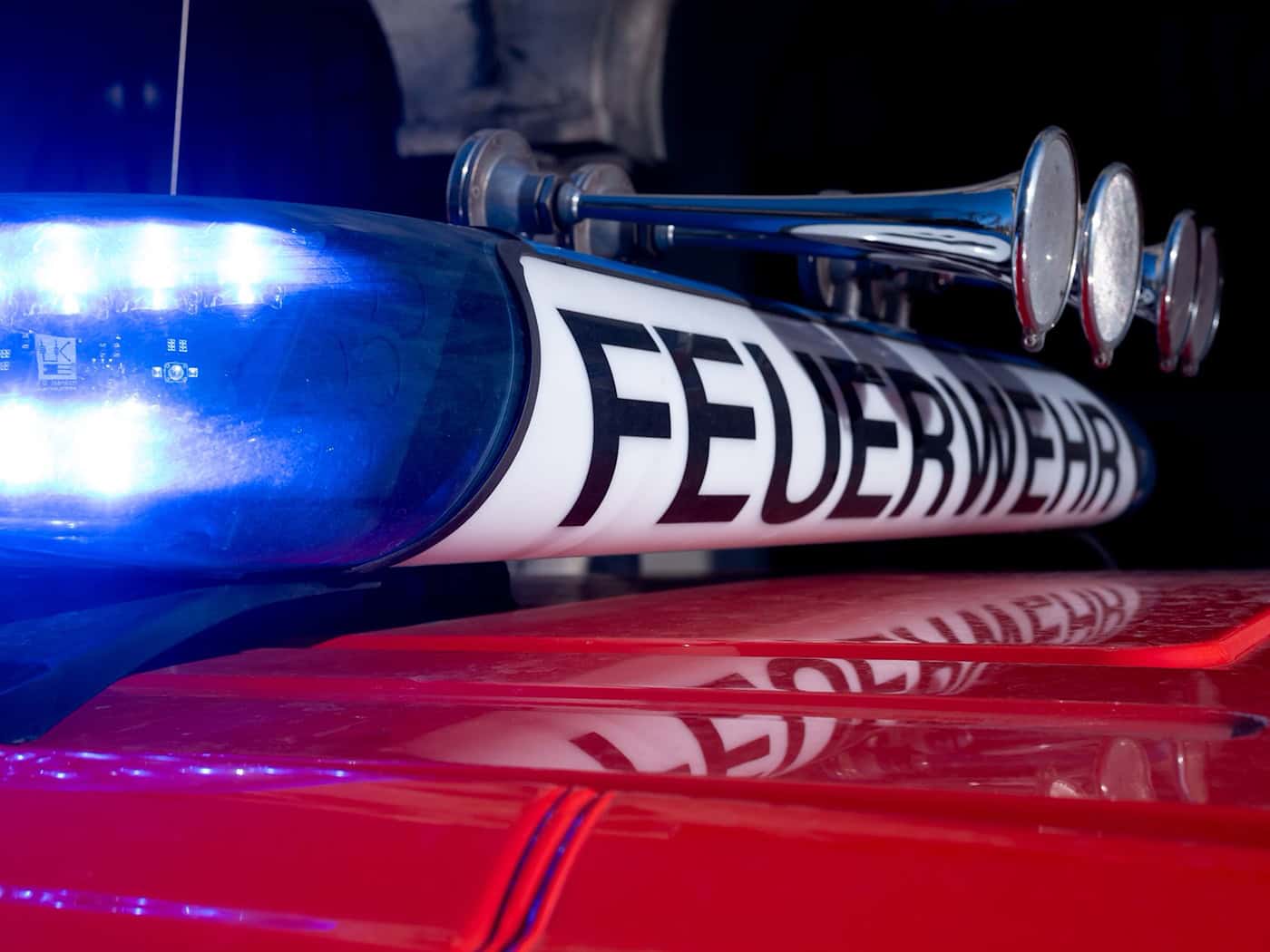 In der BRK-Geschäftsstelle Fürth gab es einen Brand im Dachstuhl. (Symbolbild) / Foto: Niklas Treppner/dpa