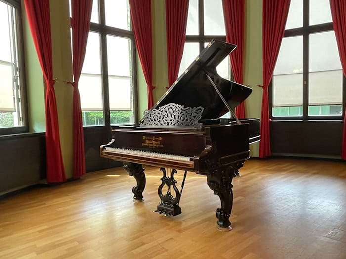 Soll klingen wie im Jahr 1876: Der historische Steinway-Flügel des Komponisten Richarrd Wagner. / Foto: Nationalarchiv der Richard-Wagner-Stiftung/dpa