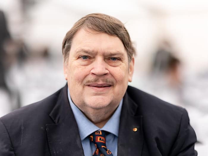 Der CSU-Politiker und frühere Europaabgeordnete Bernd Posselt ist Sprecher der Sudetendeutschen Volksgruppe. (Archivbild) / Foto: Daniel Karmann/dpa