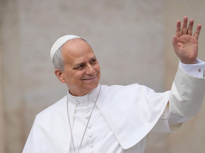 Der Papst spricht sich immer wieder für Frieden aus. (Archivbild) / Foto: Gregorio Borgia/AP/dpa